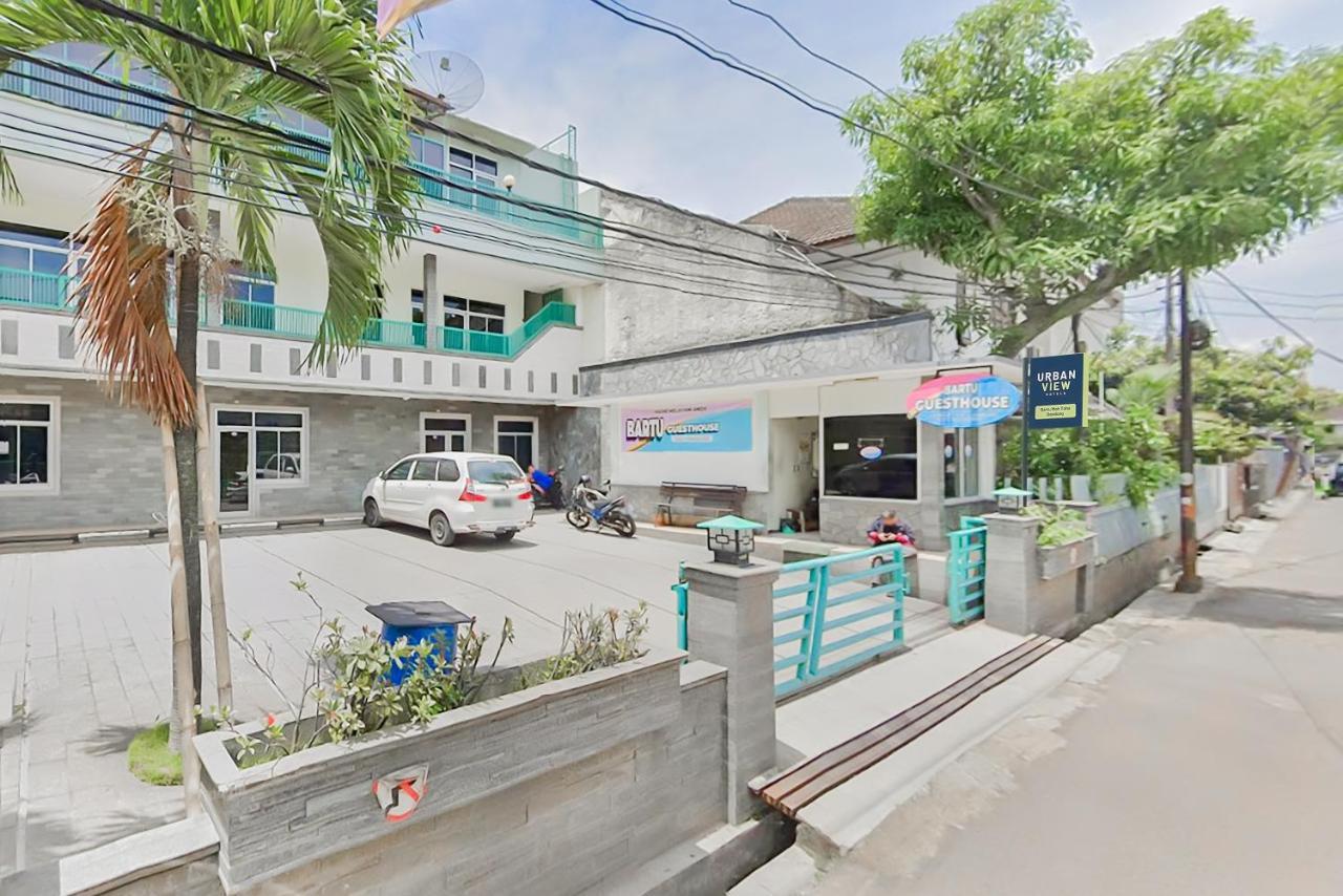 Urbanview Hotel Bartu Moh Toha Bandung By Reddoorz Buitenkant foto